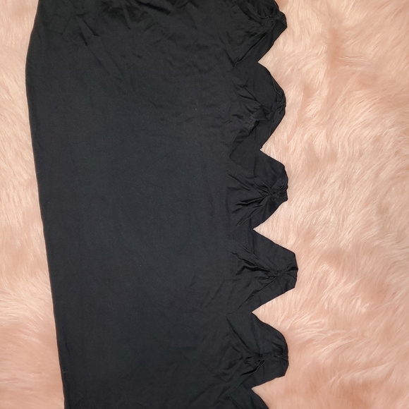 Cut side Dress - Picture 3 of 3